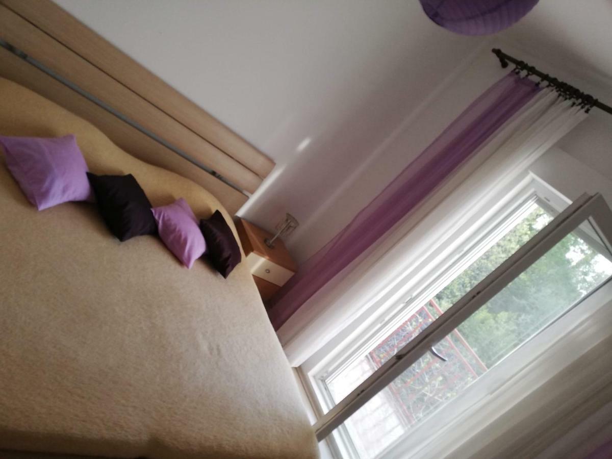 Spacious Family Apartment With Parking In The Shade And Barbecue House 希贝尼克 外观 照片